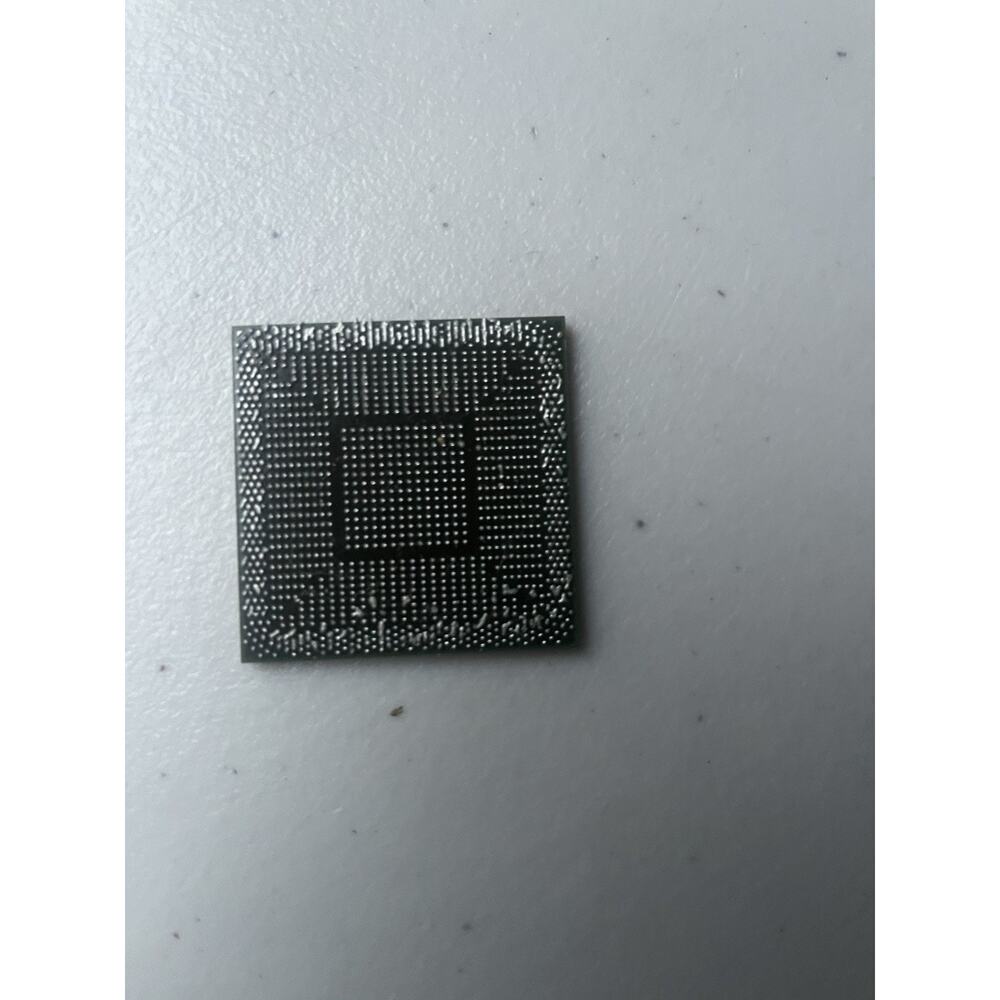 Lot of 7 ATI 216-0732026 BGA Chips – Radeon Xpress – Untested for Parts/Repair
